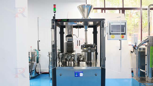 カプセル充填機