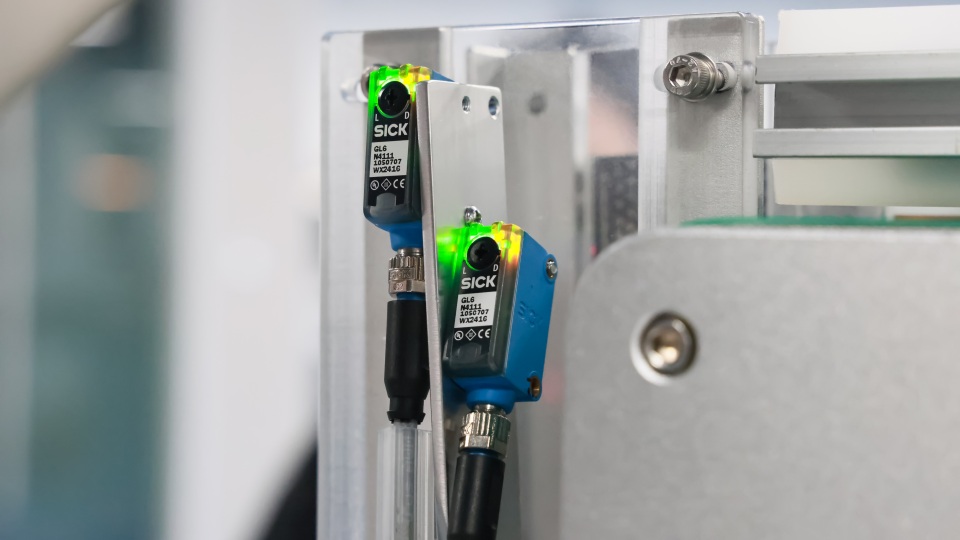 箱詰め機の光電式目検出
