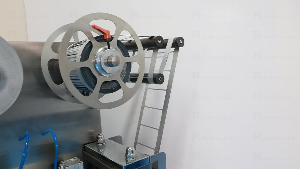 packaging material waste of the flat plate blister machine