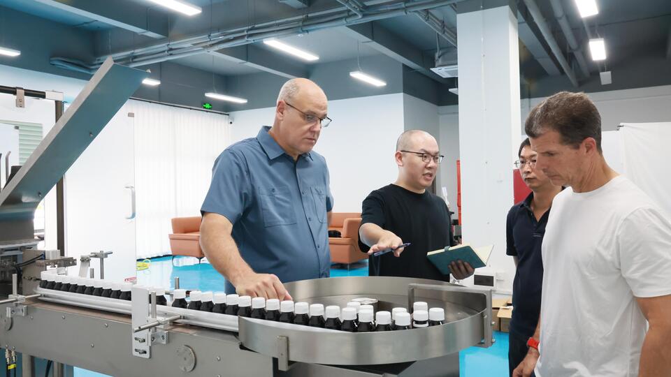Uji Penerimaan Pabrik (GEMUK) is an important equipment validation step for pharmaceutical packaging machines